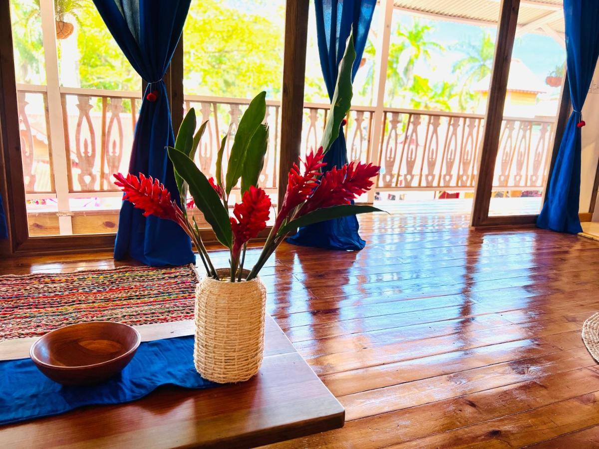 Hotel Casa Le Parc - Main Street Bocas del Toro Zewnętrze zdjęcie